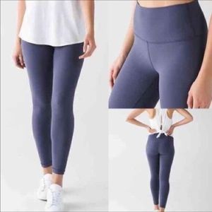 Greyvy Lululemon Align 25” Leggings (Rare color!)